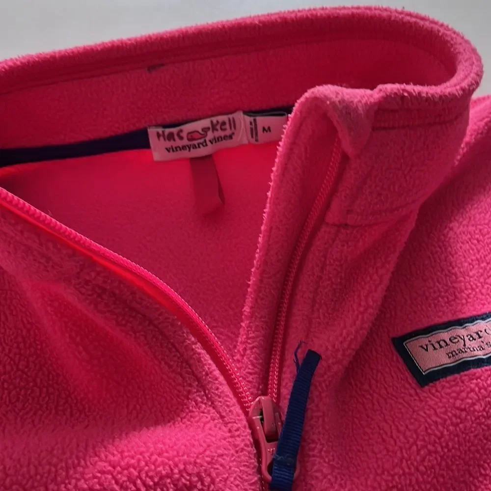 Vineyard vines fleece